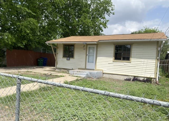 545 W Harlan Ave