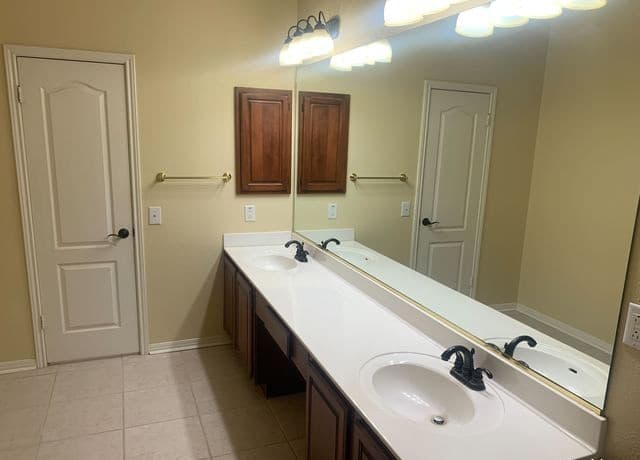 4410  Shavano Cross, San Antonio, TX 78230 — photo 14