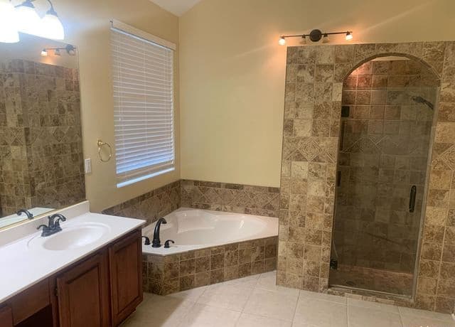 4410  Shavano Cross, San Antonio, TX 78230 — photo 16