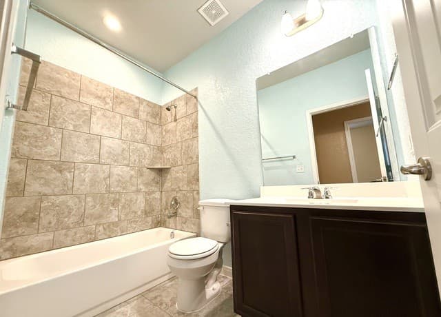 7126  Polo Downs, San Antonio, TX 78218 — photo 10