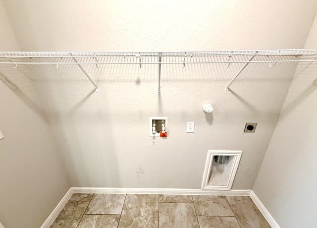 7126  Polo Downs, San Antonio, TX 78218 — photo 11