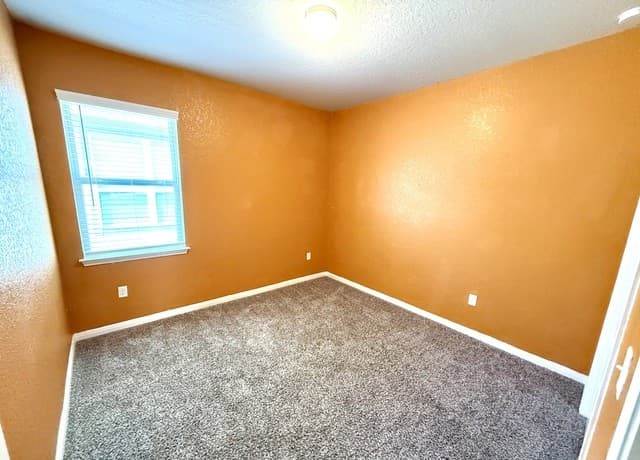 7126  Polo Downs, San Antonio, TX 78218 — photo 12