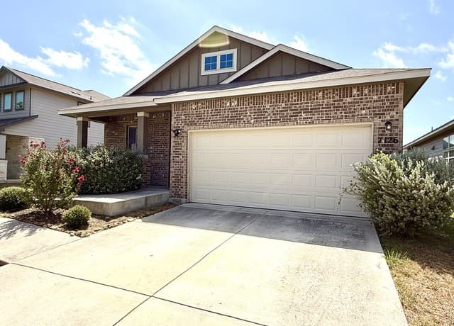 7126  Polo Downs, San Antonio, TX 78218 — photo 3