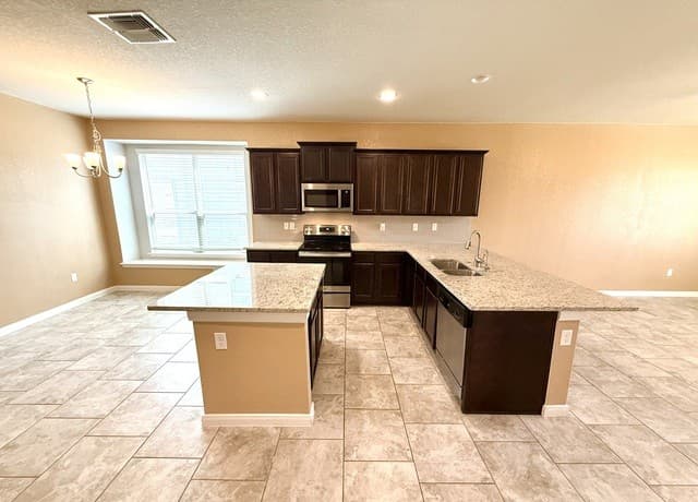 7126  Polo Downs, San Antonio, TX 78218 — photo 6
