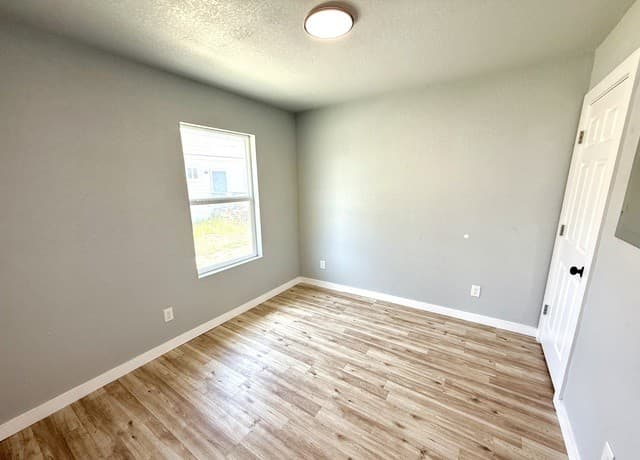 2630  Observation Drive Unit 3, San Antonio, TX 78227 — photo 6