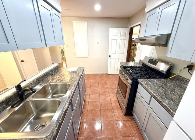 1820 W Southcross Blvd, San Antonio, TX 78211 — photo 14