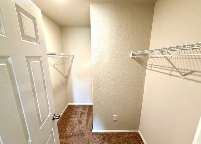 7614  Crestway Ridge, San Antonio, TX 78244 — photo 13