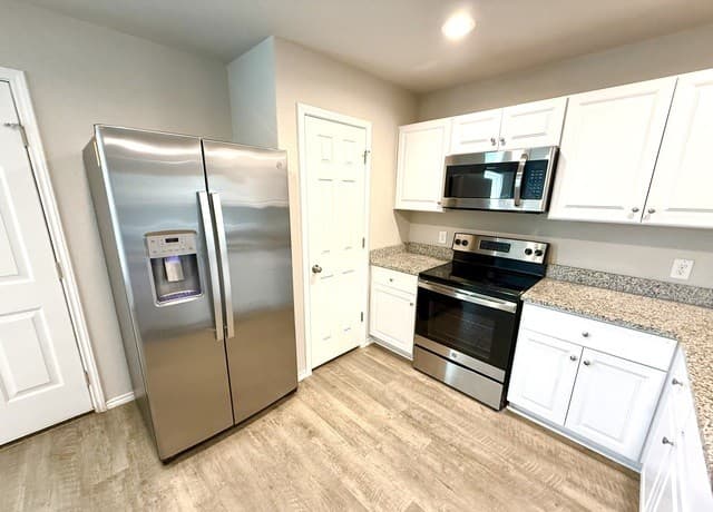 7614  Crestway Ridge, San Antonio, TX 78244 — photo 7