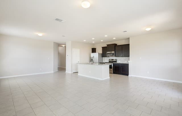 2185  Keystone Dr, New Braunfels, TX 78130 — photo 11