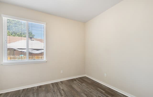 2185  Keystone Dr, New Braunfels, TX 78130 — photo 14