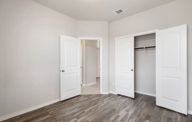 2185  Keystone Dr, New Braunfels, TX 78130 — photo 5