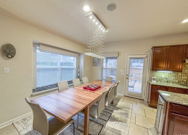 25010  Buttermilk Ln, San Antonio, TX 78255 — photo 13