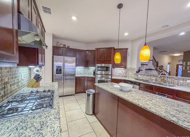 25010  Buttermilk Ln, San Antonio, TX 78255 — photo 15