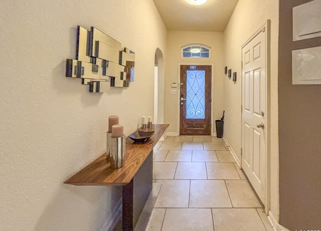 25010  Buttermilk Ln, San Antonio, TX 78255 — photo 18