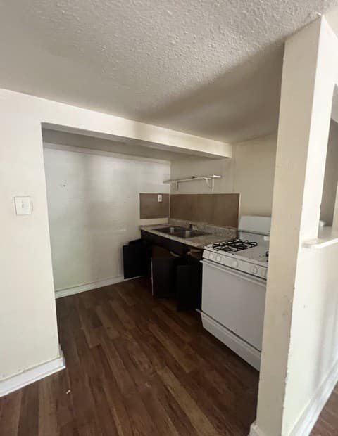 1730 W Poplar, San Antonio, TX 78207 — photo 13