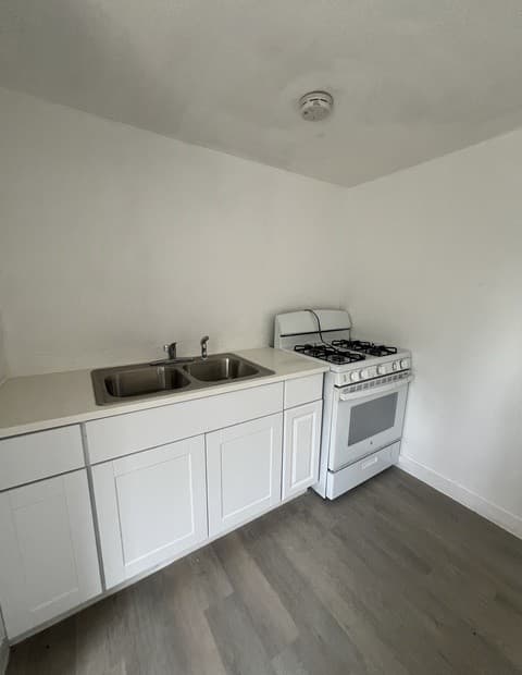 1730 W Poplar, San Antonio, TX 78207 — photo 23