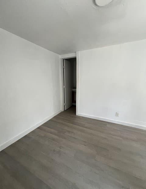 1730 W Poplar, San Antonio, TX 78207 — photo 24