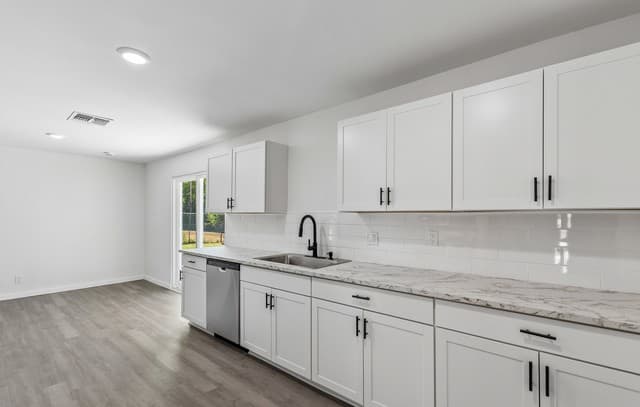 5530  Prairie Flower, San Antonio, TX 78242 — photo 12