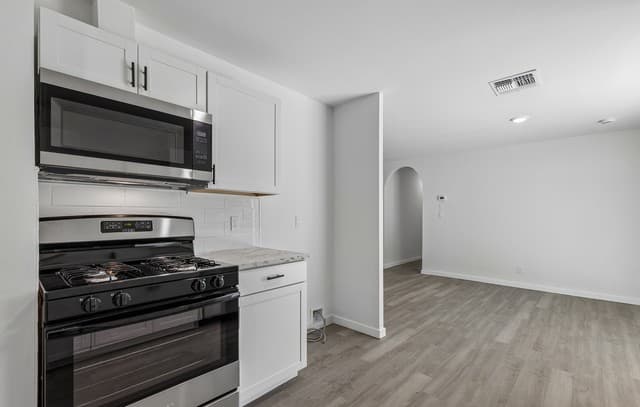 5530  Prairie Flower, San Antonio, TX 78242 — photo 13