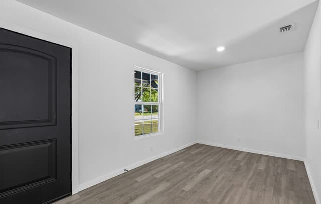 5530  Prairie Flower, San Antonio, TX 78242 — photo 8