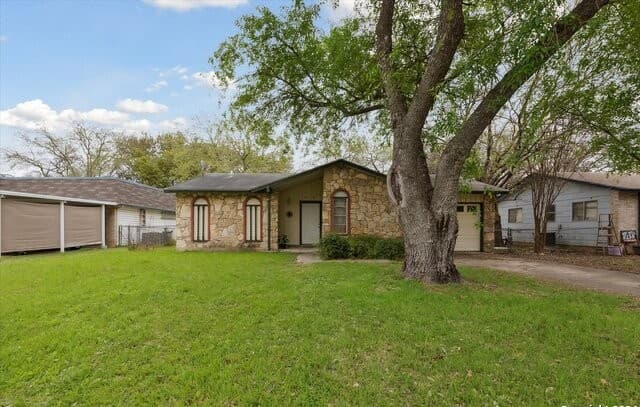 312 Lori Lynn Dr