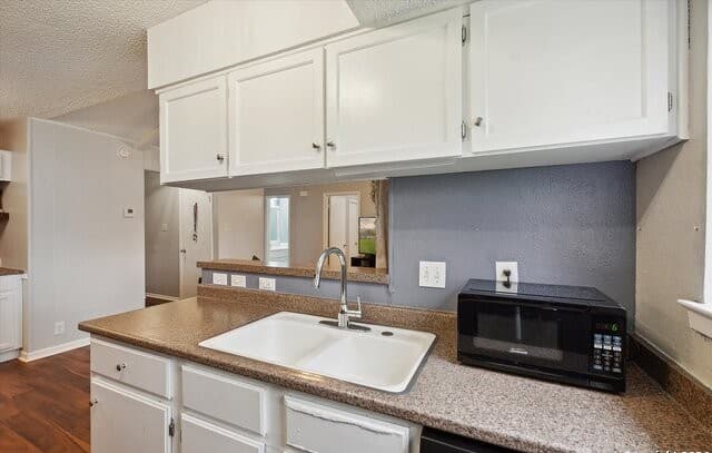 312  Lori Lynn Dr, Schertz, TX 78154 — photo 14