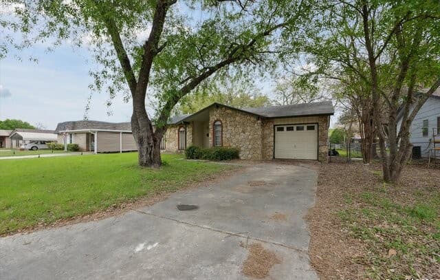 312  Lori Lynn Dr, Schertz, TX 78154 — photo 3