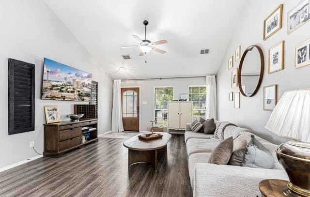 10807  Arabian Gate, San Antonio, TX 78254 — photo 3