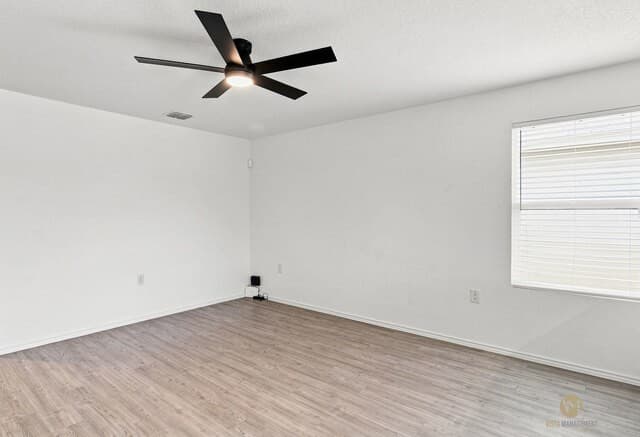 13415  Turnesa Ter, San Antonio, TX 78221 — photo 3