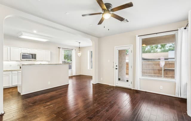 6709  Biscay Bay, San Antonio, TX 78249 — photo 8