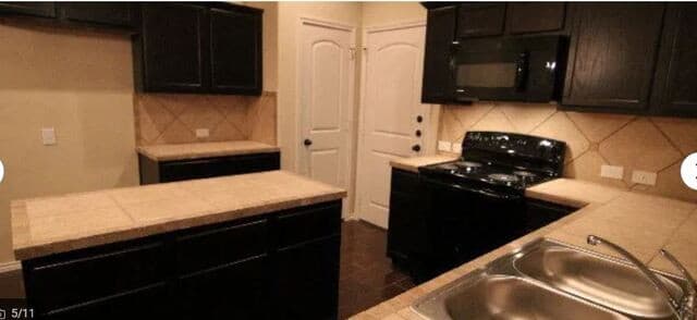 526  Creekside Circle, New Braunfels, TX 78130 — photo 5