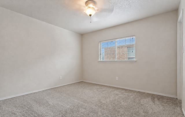 21015  Bristol Edge, San Antonio, TX 78259 — photo 11