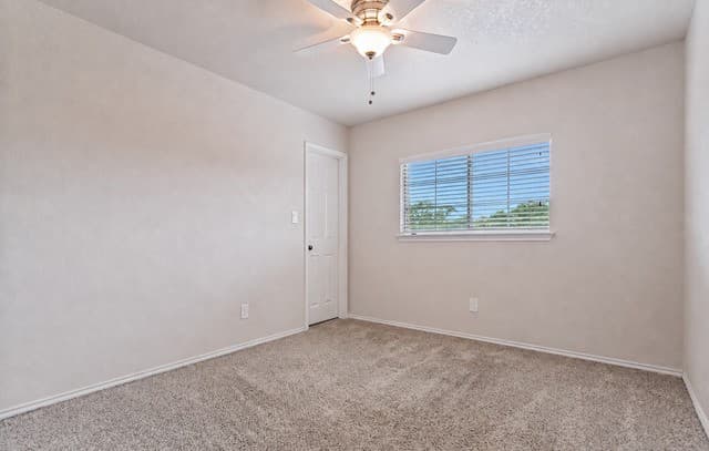 21015  Bristol Edge, San Antonio, TX 78259 — photo 12