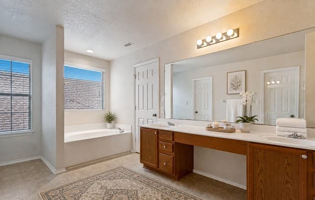 21015  Bristol Edge, San Antonio, TX 78259 — photo 13