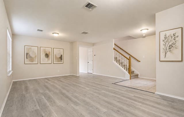 21015  Bristol Edge, San Antonio, TX 78259 — photo 2