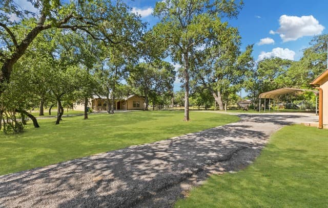 1129  Bandera Blvd, Bandera, TX 78003 — photo 21