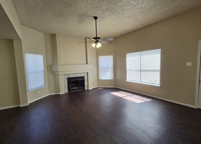 7123  Fallen Trail, San Antonio, TX 78244 — photo 5