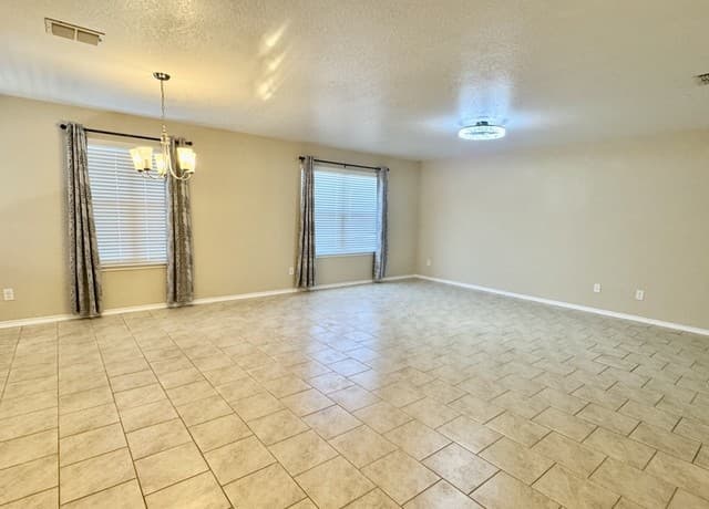 1607  Tree Run, San Antonio, TX 78245 — photo 3