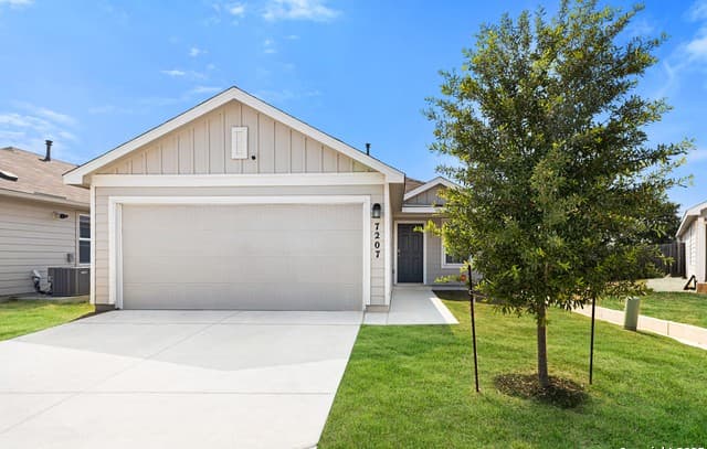 7207  Lincoln Trace