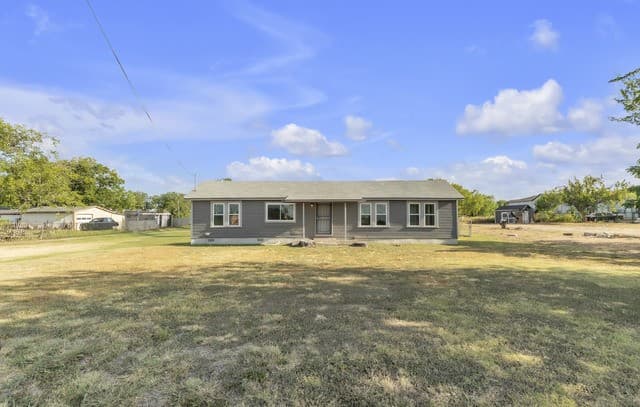 622  Gillette, San Antonio, TX 78221 — photo 2
