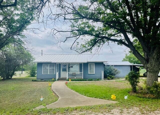 980 County Road 443