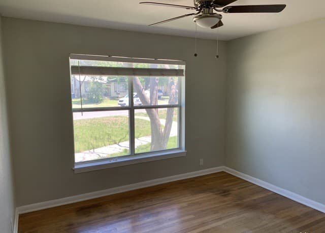 111  Laddie Pl Unit B, San Antonio, TX 78201 — photo 11