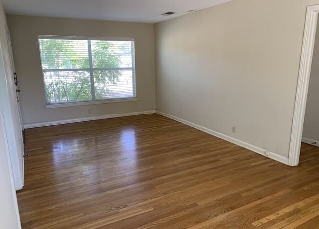 111  Laddie Pl Unit B, San Antonio, TX 78201 — photo 4