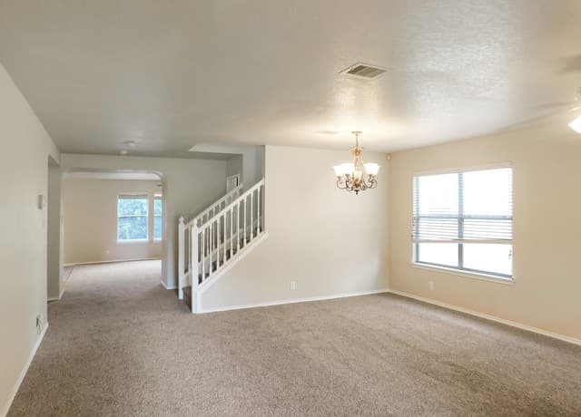 802  Butler Pt, San Antonio, TX 78251 — photo 2