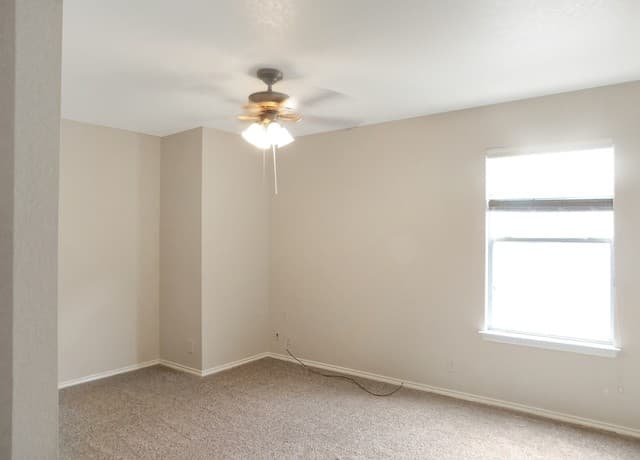 802  Butler Pt, San Antonio, TX 78251 — photo 3