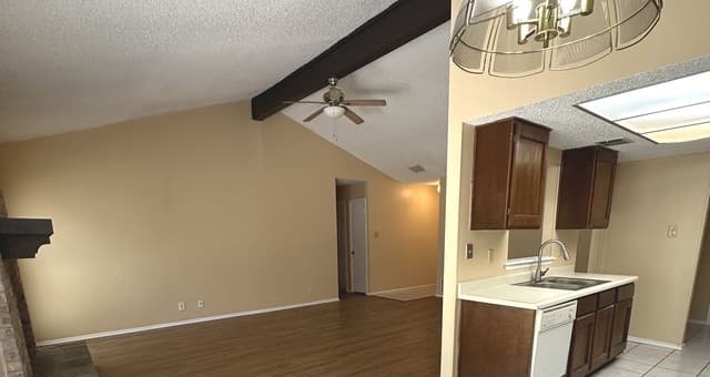 4623  Misty Run, San Antonio, TX 78217 — photo 3