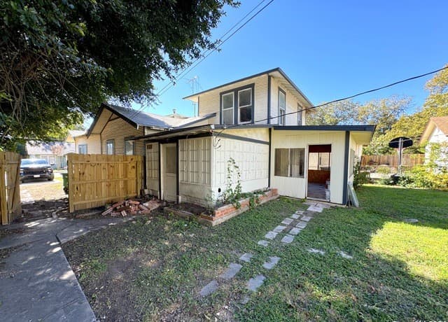 211  Preston, San Antonio, TX 78210 — photo 18