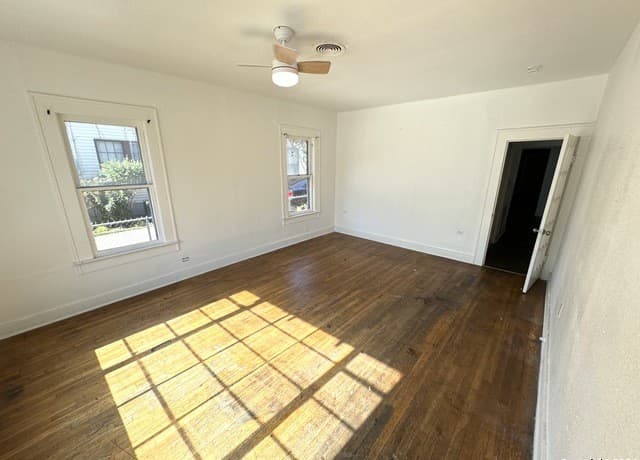 211  Preston, San Antonio, TX 78210 — photo 4