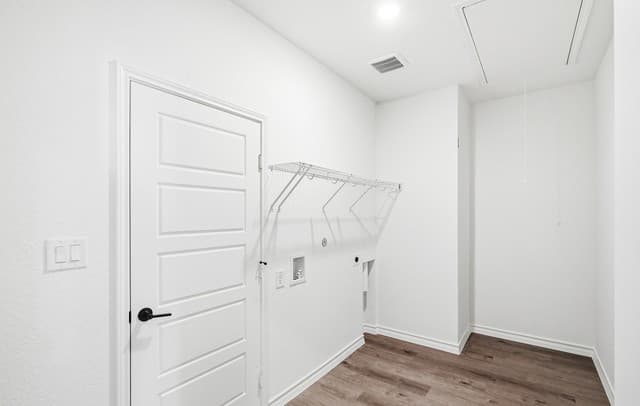 527  Nightingale Avenue, Marion, TX 78124 — photo 10