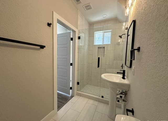 1618 W Lawndale Dr Unit 8, San Antonio, TX 78209 — photo 4